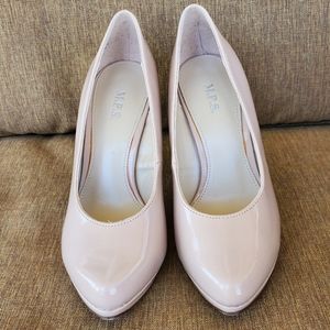 M.P.S nude patent leather pumps heels 5